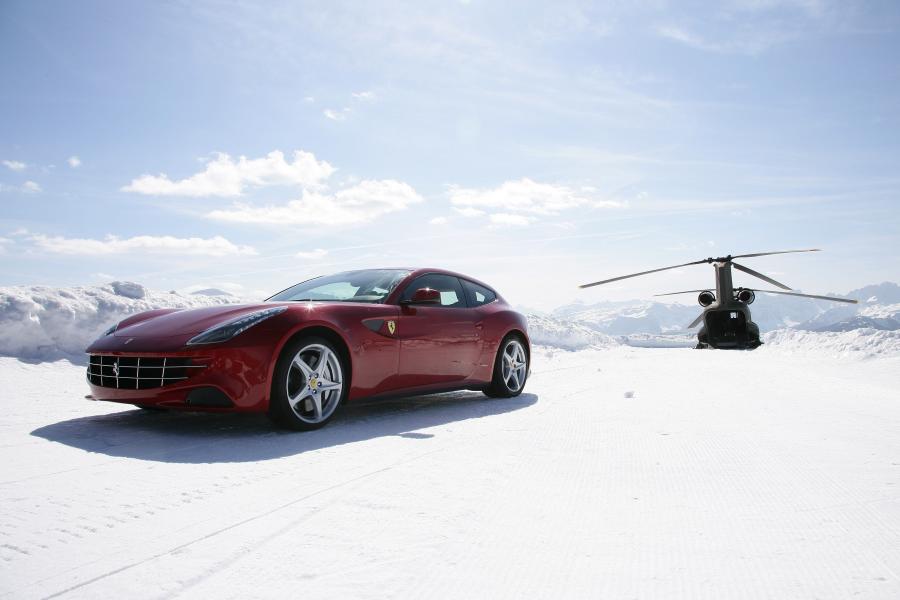  Ferrari FF 2011 года  (фото 90 из 195)